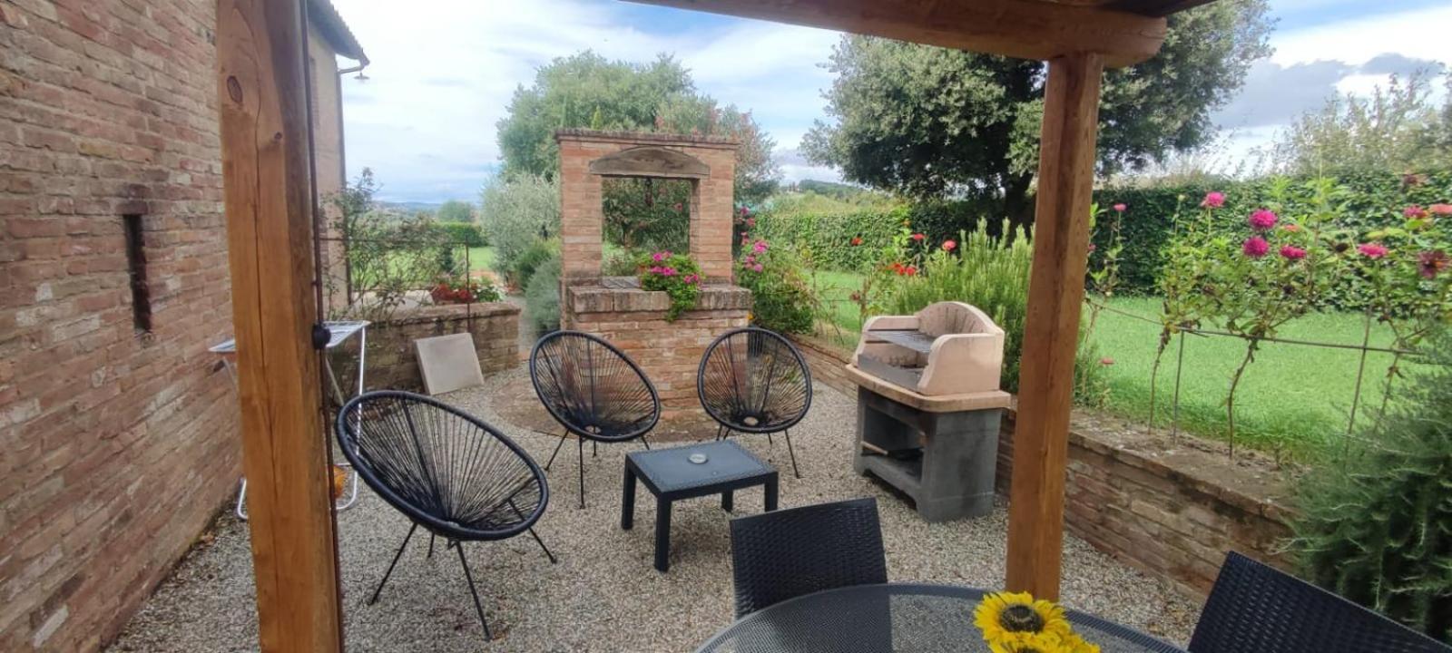 Agriturismo San Pierino 몬테로니다르비아 외부 사진