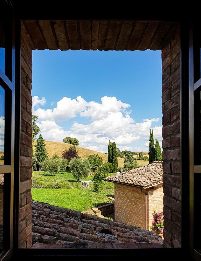Agriturismo San Pierino 몬테로니다르비아 외부 사진