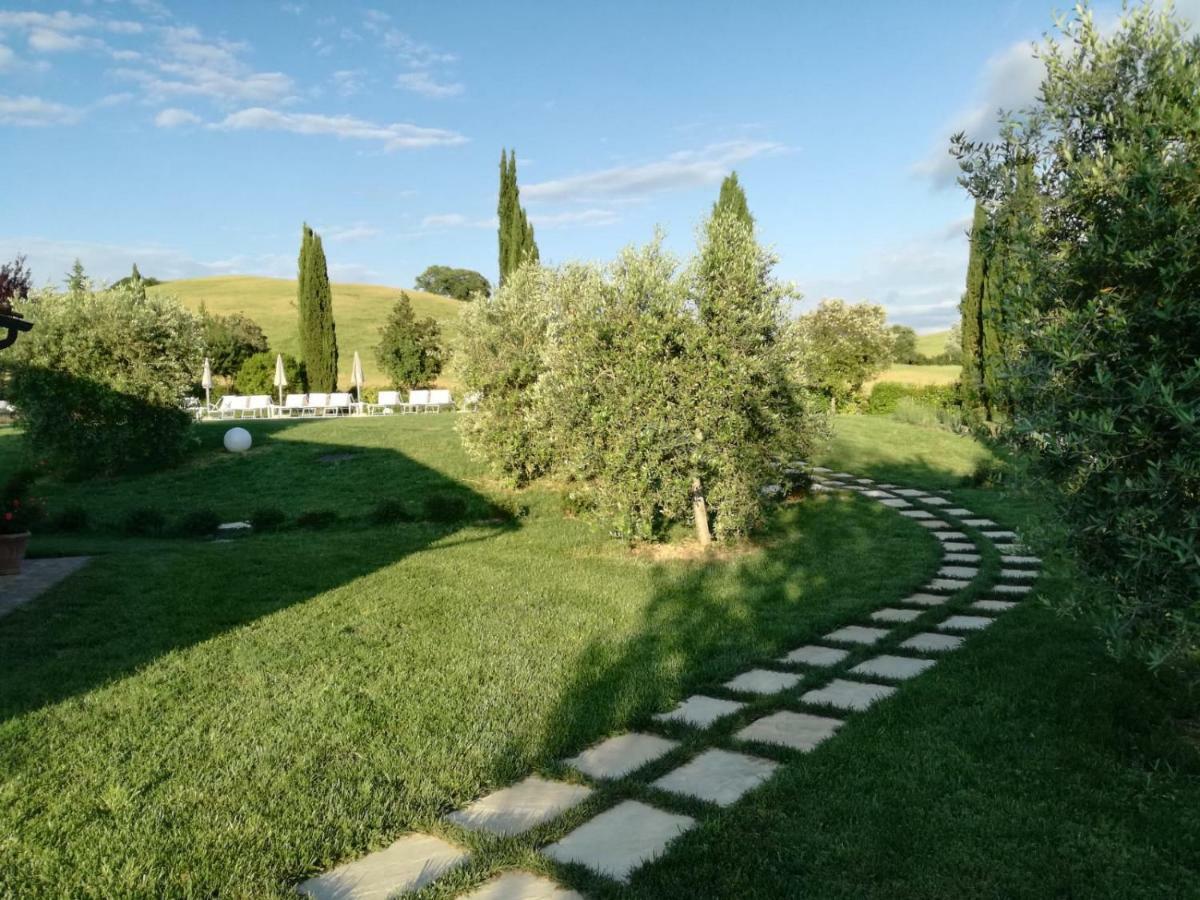 Agriturismo San Pierino 몬테로니다르비아 외부 사진