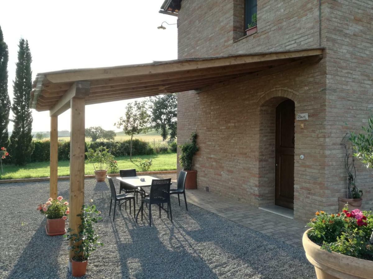 Agriturismo San Pierino 몬테로니다르비아 외부 사진