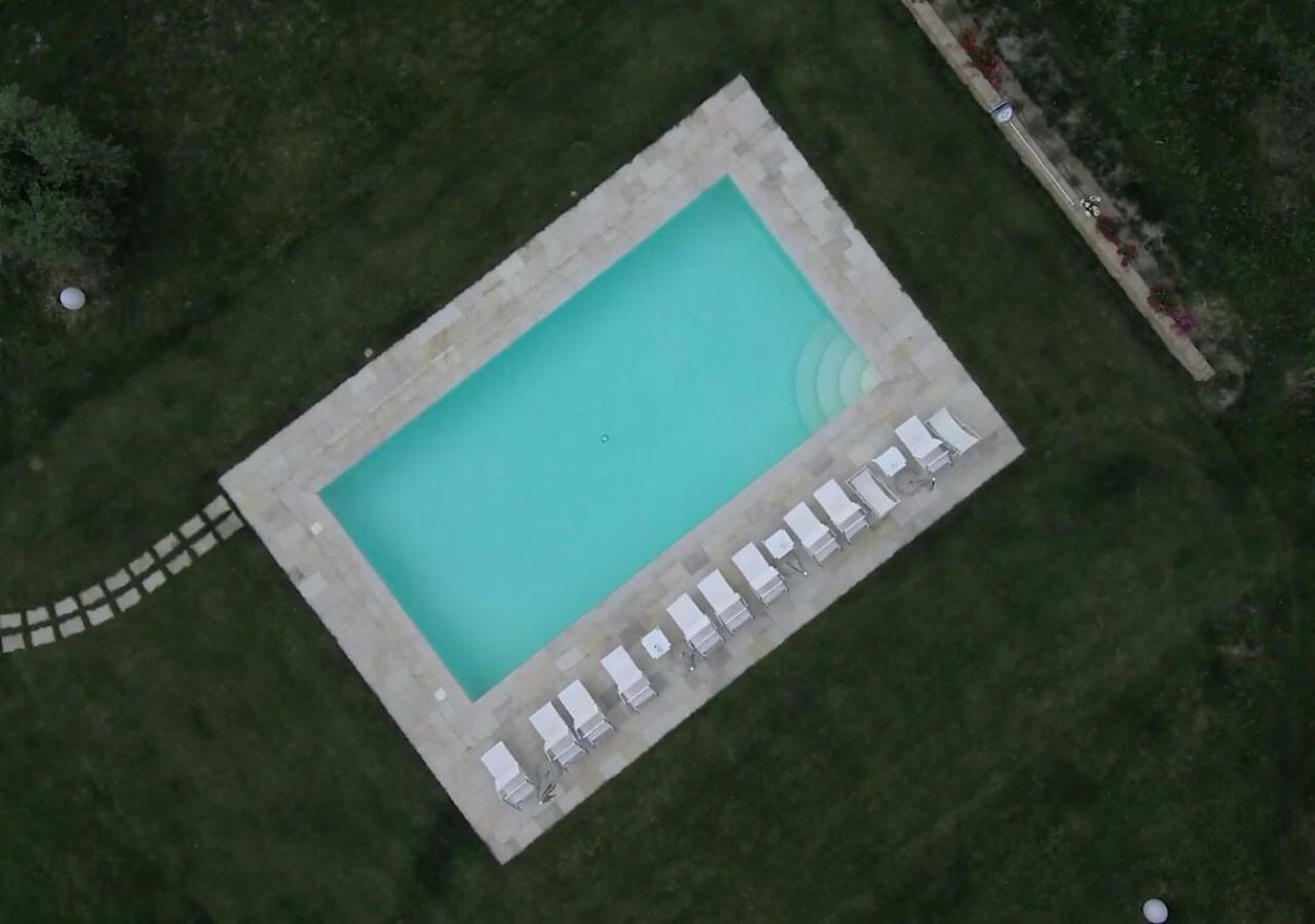 Agriturismo San Pierino 몬테로니다르비아 외부 사진
